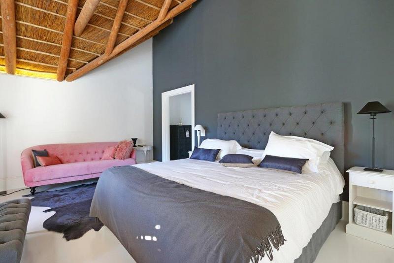 To Let 5 Bedroom Property for Rent in Constantia Upper Western Cape
